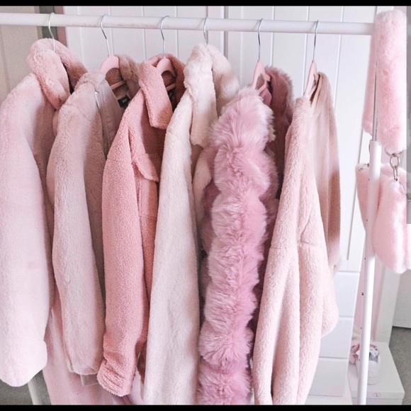 Meet your Posher, C’s Closet. - Picture 2 of 2